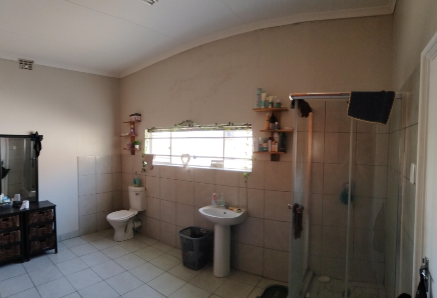 3 Bedroom Property for Sale in Uitenhage Central Eastern Cape